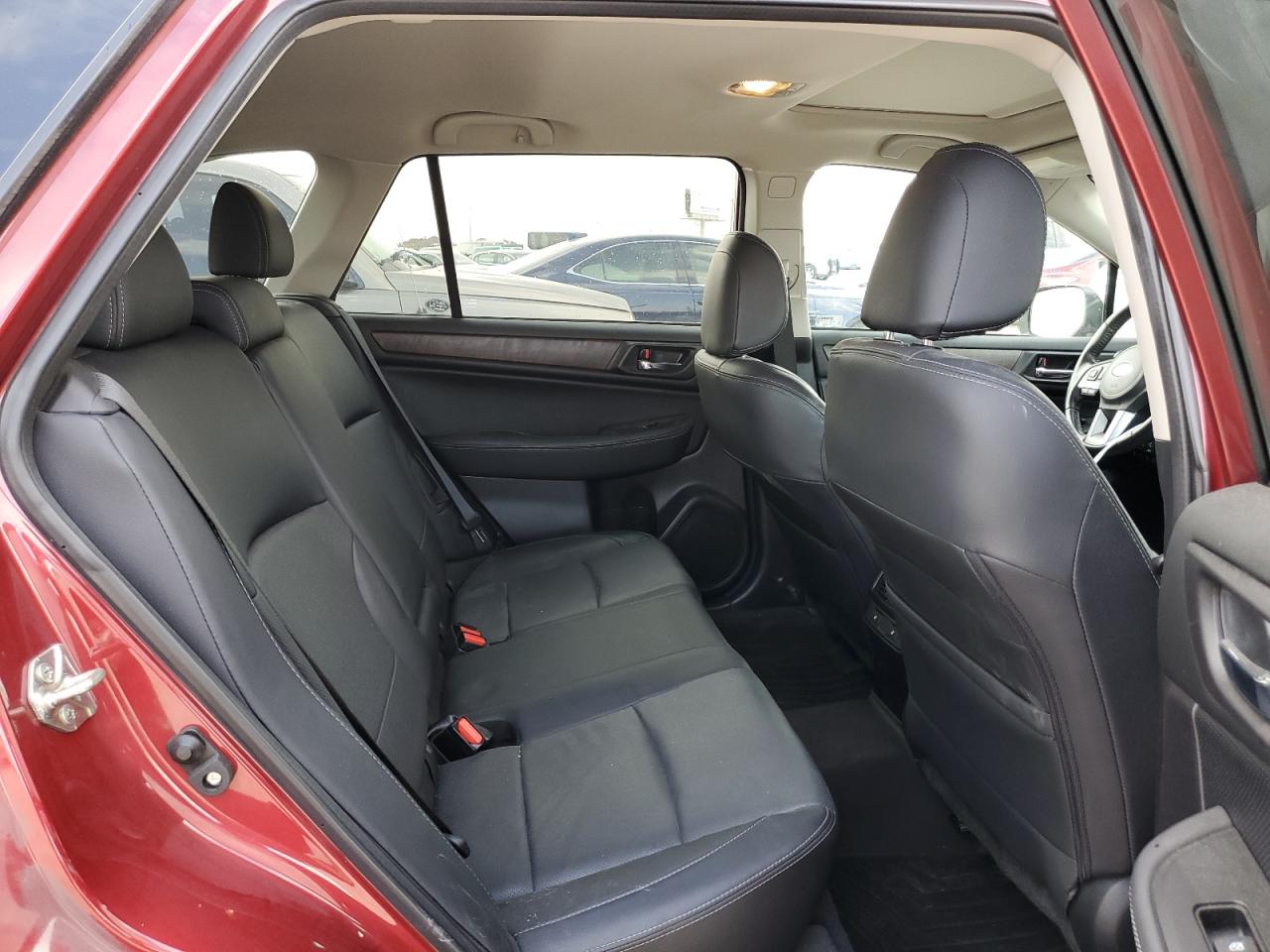 2017 Subaru Outback - Image 11