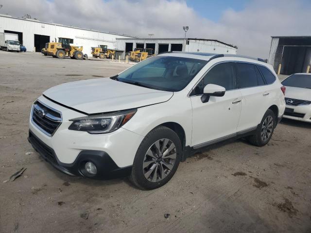  SUBARU OUTBACK 2018 Белы