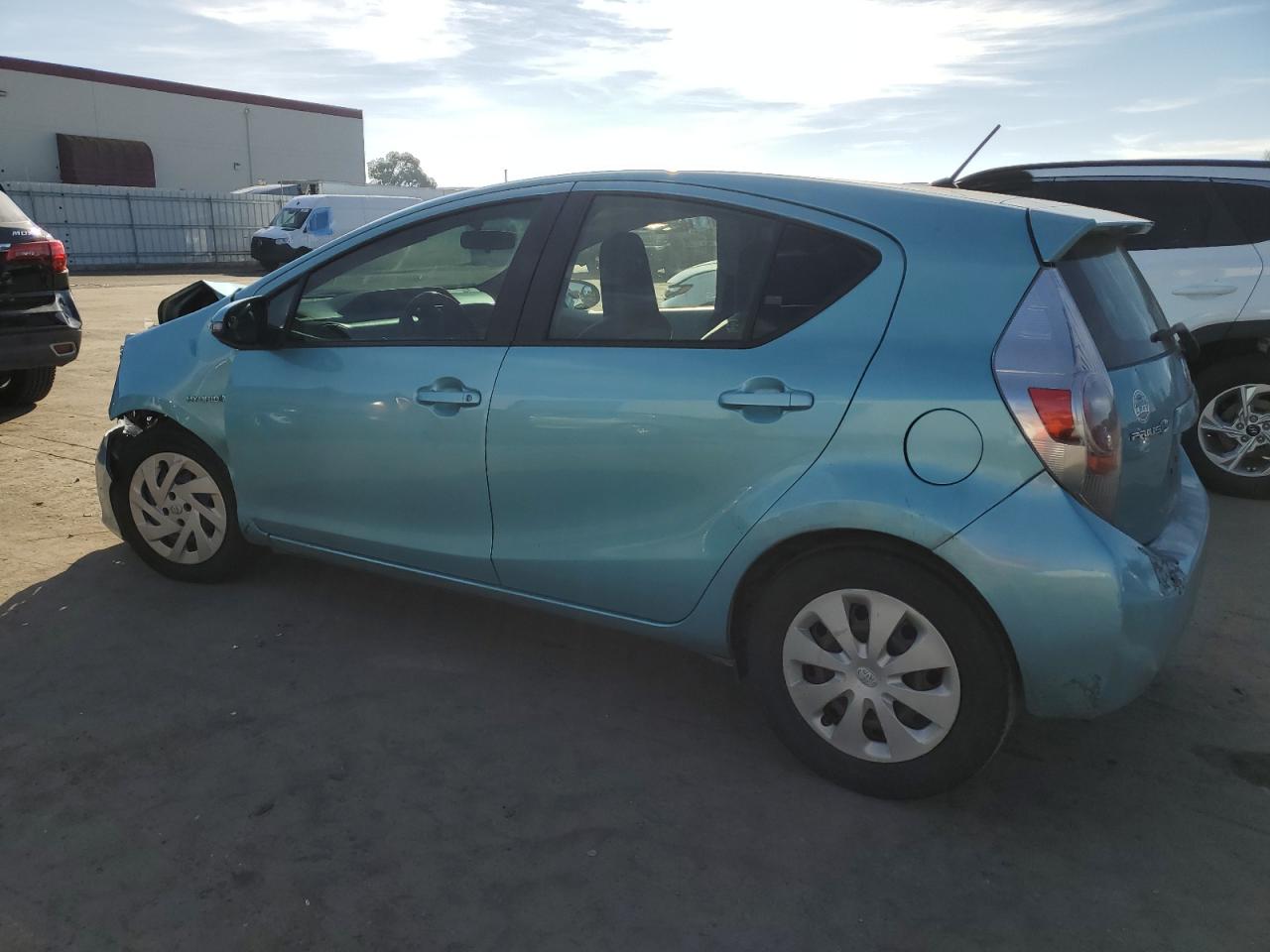 VIN JTDKDTB31D1056535 2013 TOYOTA PRIUS no.2