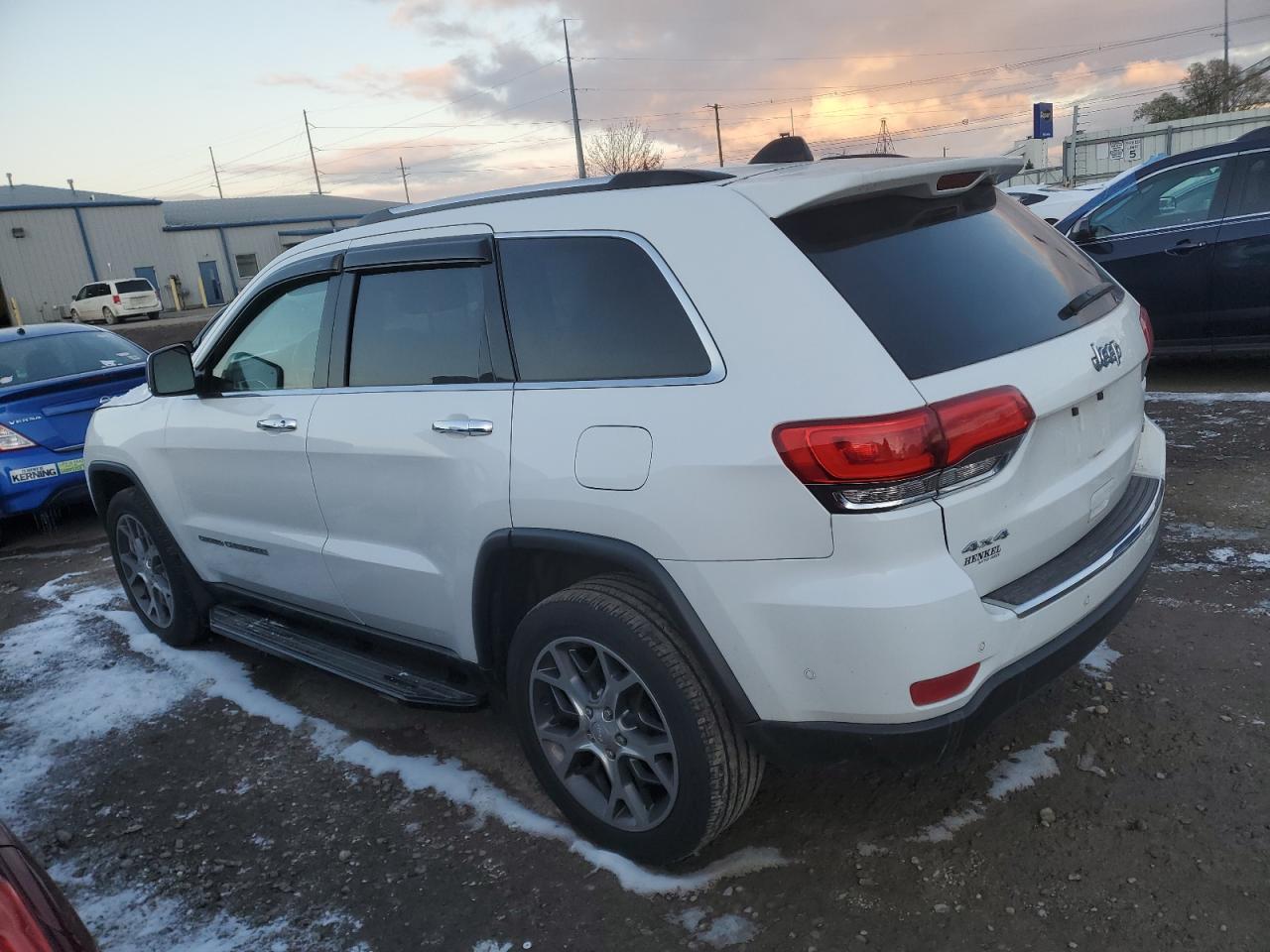 2019 Jeep Grand Cherokee - Image 2