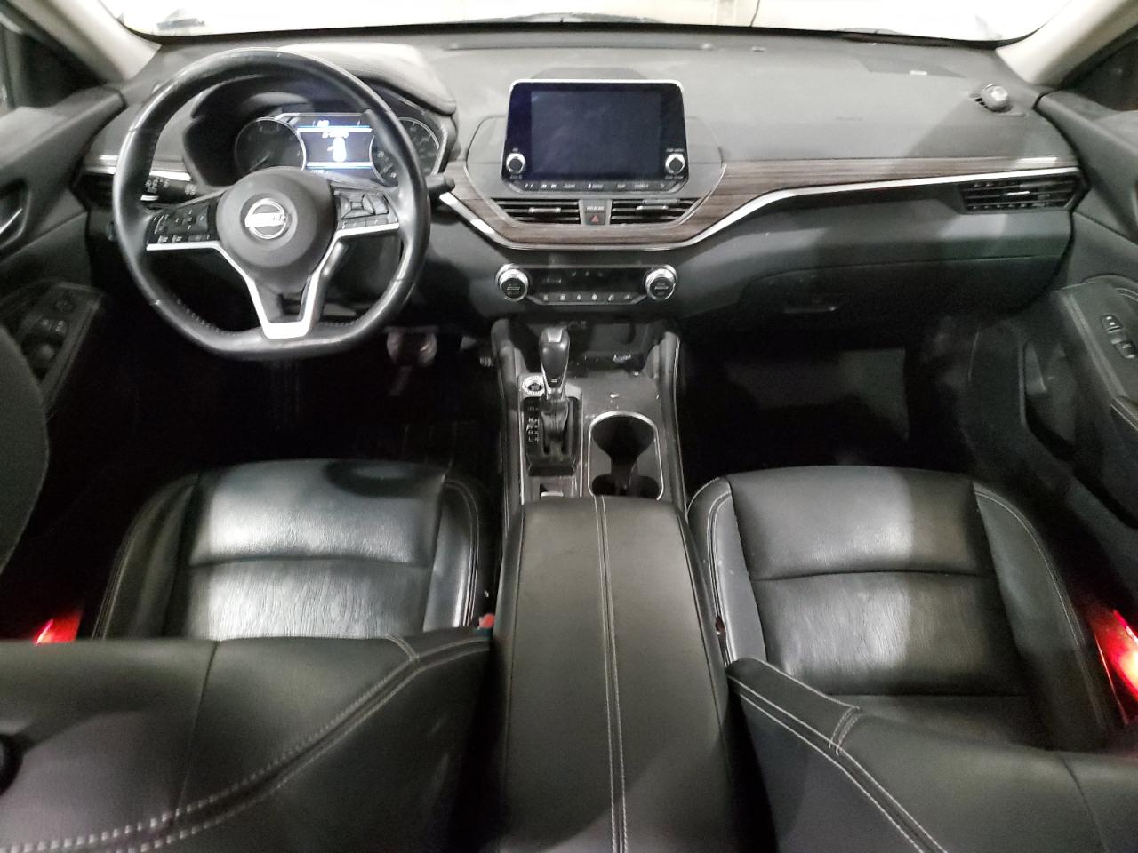 2019 Nissan Altima - Image 8