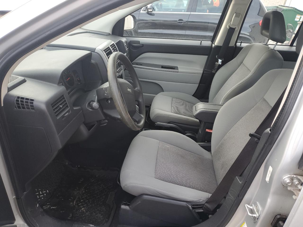 2007 Jeep Compass - Image 7