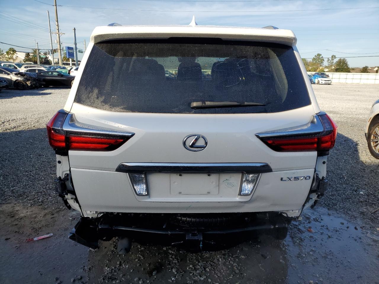 VIN JTJHY7AX7H4227414 2017 LEXUS LX570 no.6