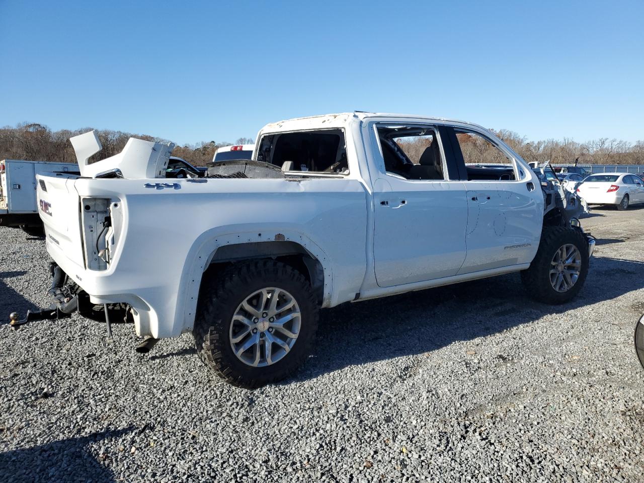 2021 GMC Sierra - Image 3