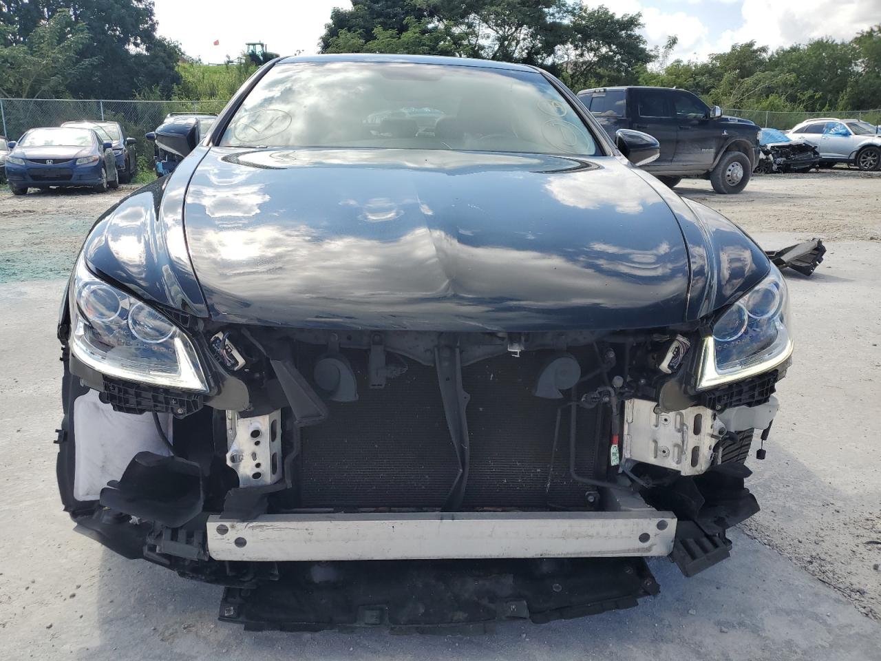 VIN JTHCL5EF6D5017889 2013 LEXUS LS460 no.5