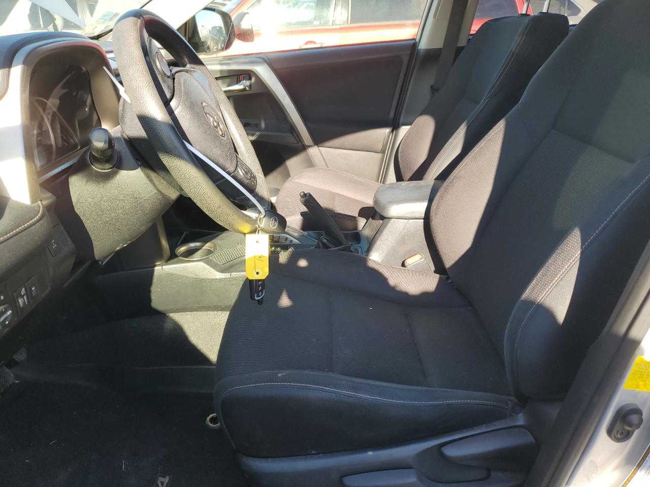 2015 Toyota RAV 4 - Image 7