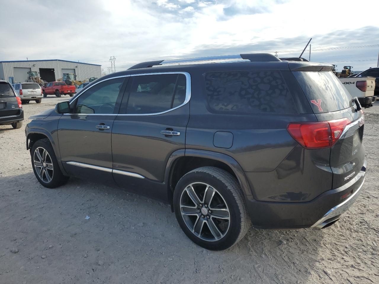 2019 GMC Acadia - Image 2