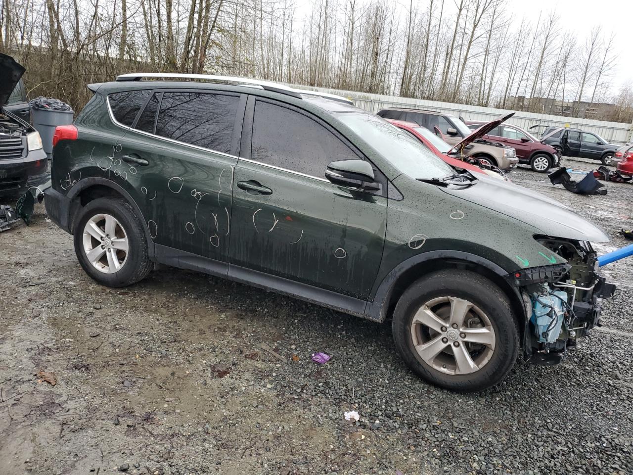 VIN 2T3RFREV1DW121765 2013 TOYOTA RAV4 no.4