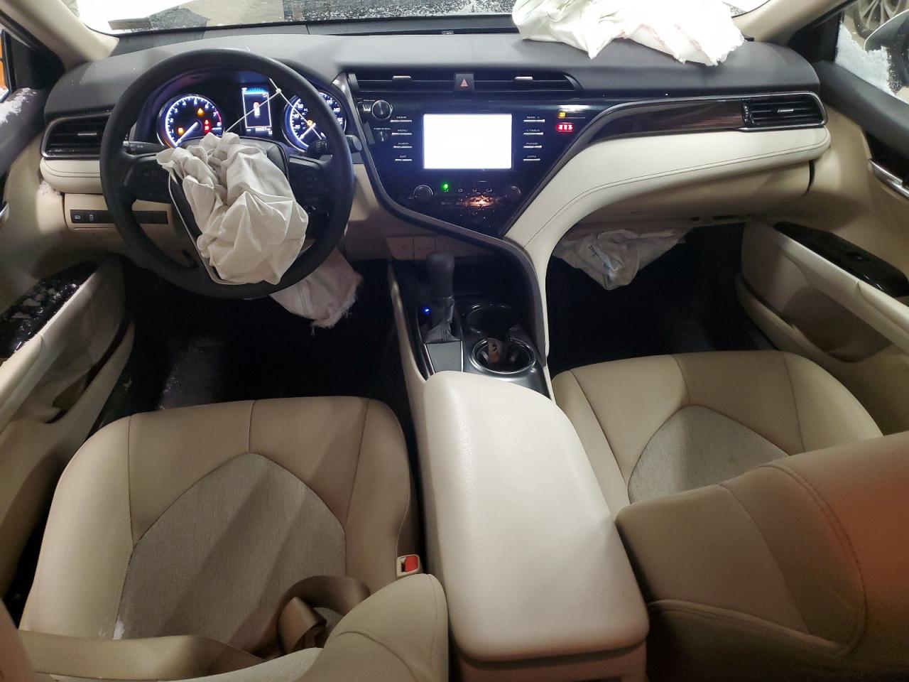 2019 Toyota Camry - Image 8