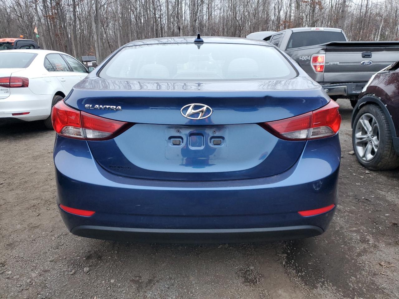 2016 Hyundai Elantra - Image 6