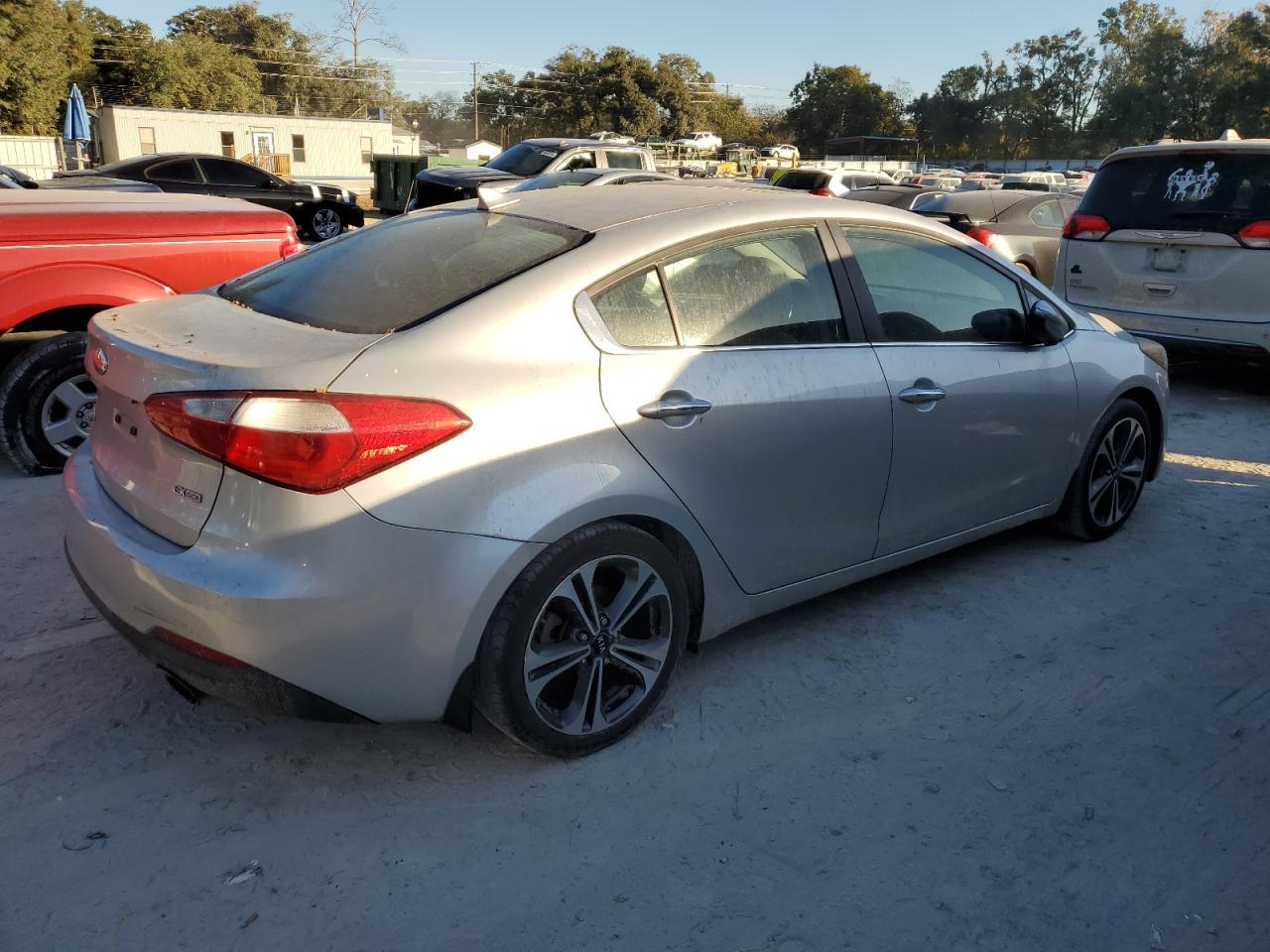 2015 Kia Forte - Image 3