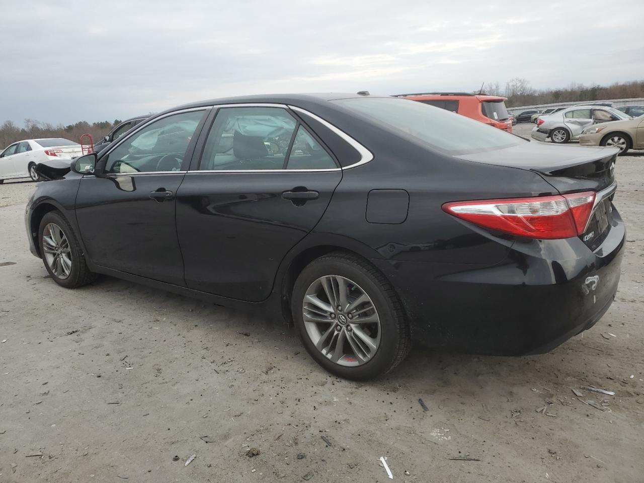 VIN 4T1BF1FK7HU405987 2017 TOYOTA CAMRY no.2