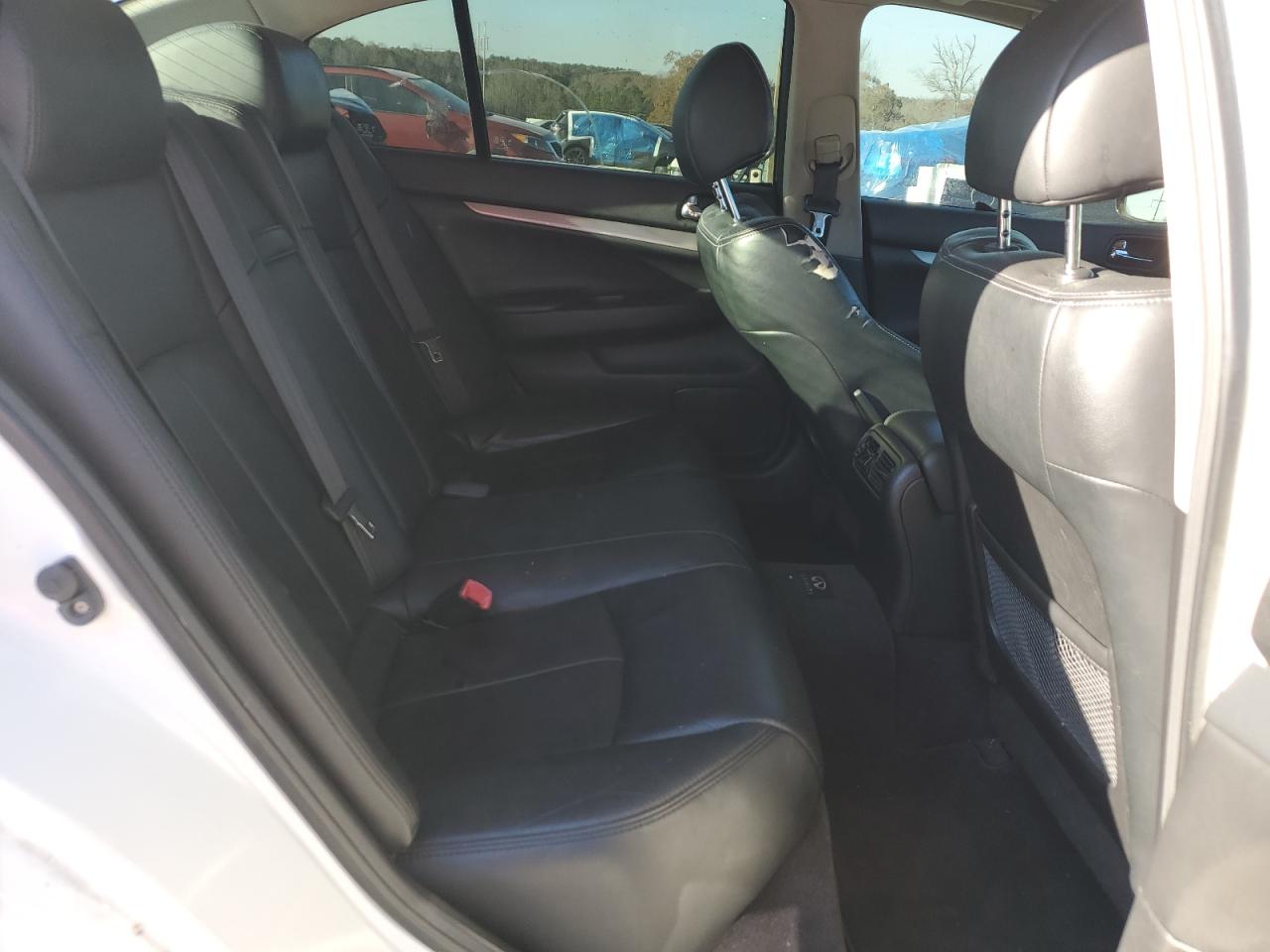 2013 Infiniti G - Image 10