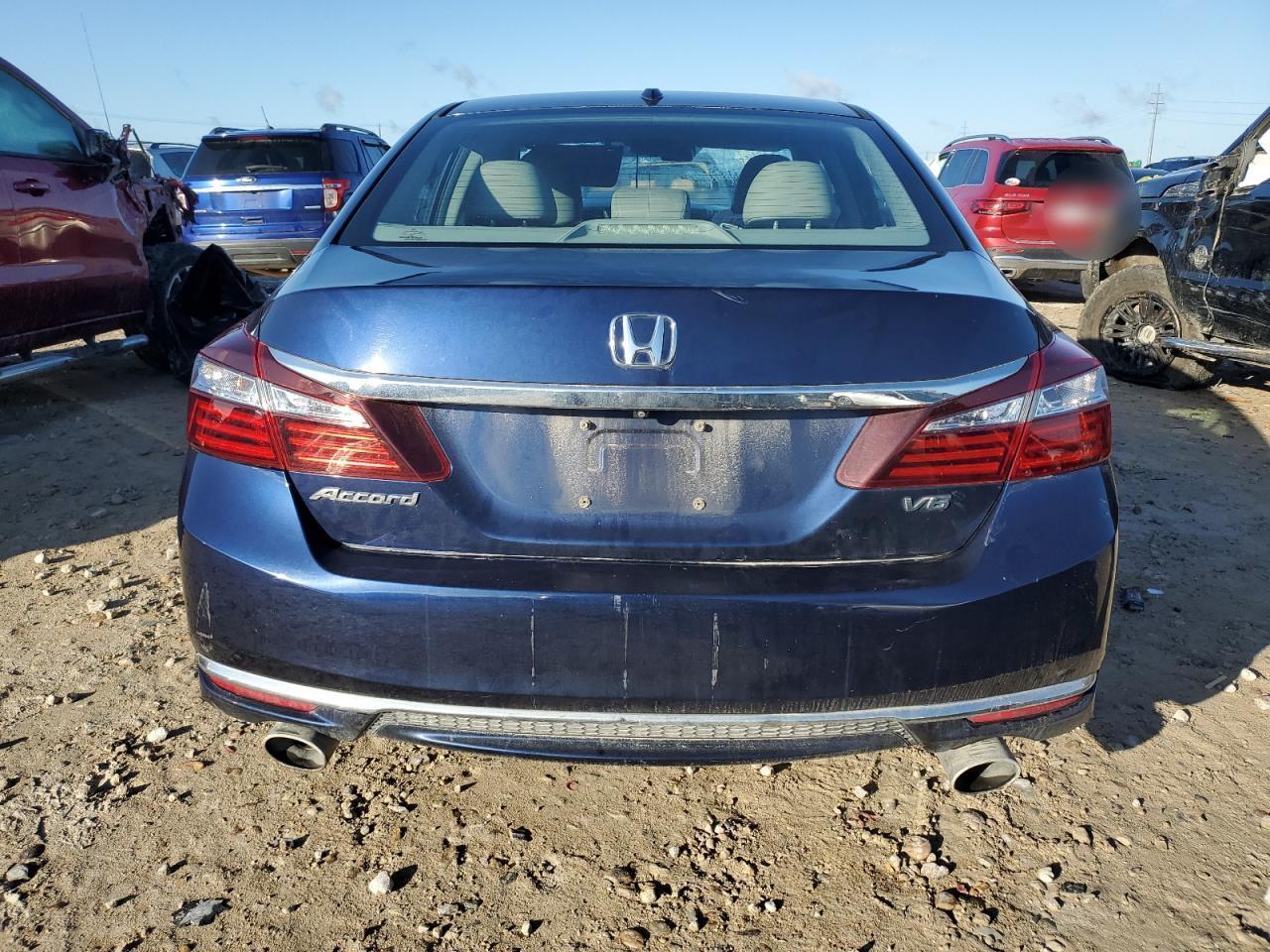 VIN 1HGCR3F06GA021484 2016 HONDA ACCORD no.6