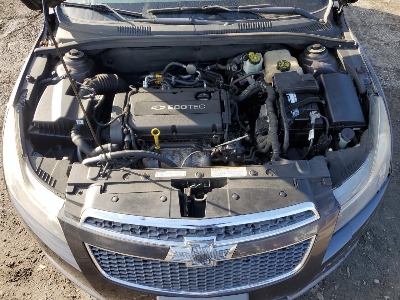 2014 Chevrolet Cruze - Image 12