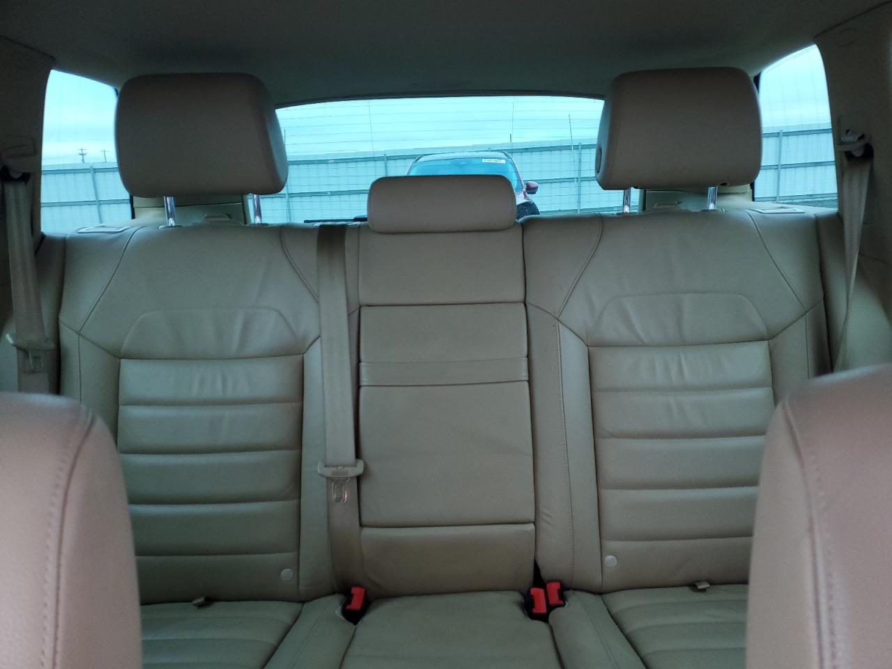 2009 Volkswagen Touareg - Image 10