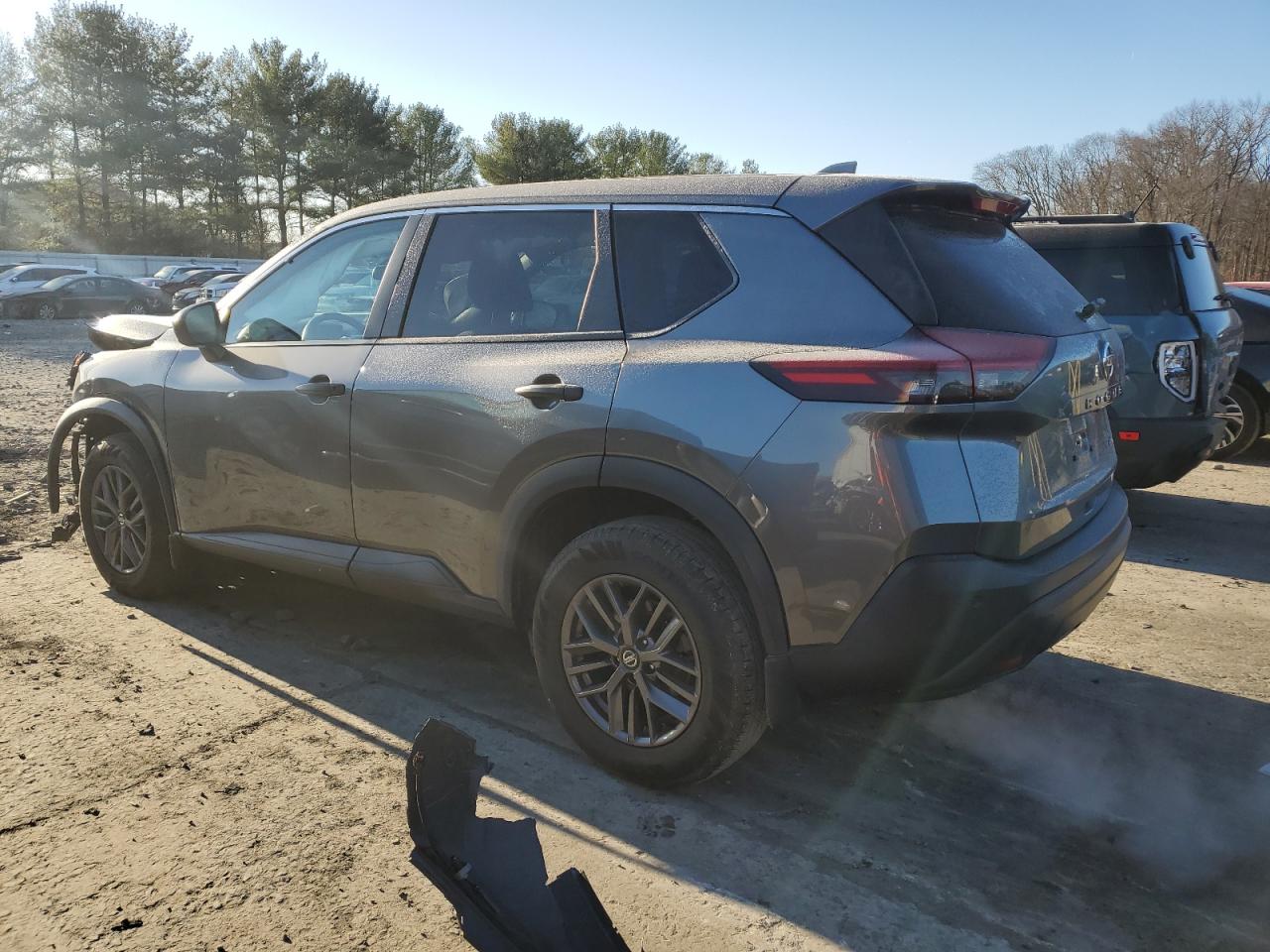 2021 Nissan Rogue - Image 2