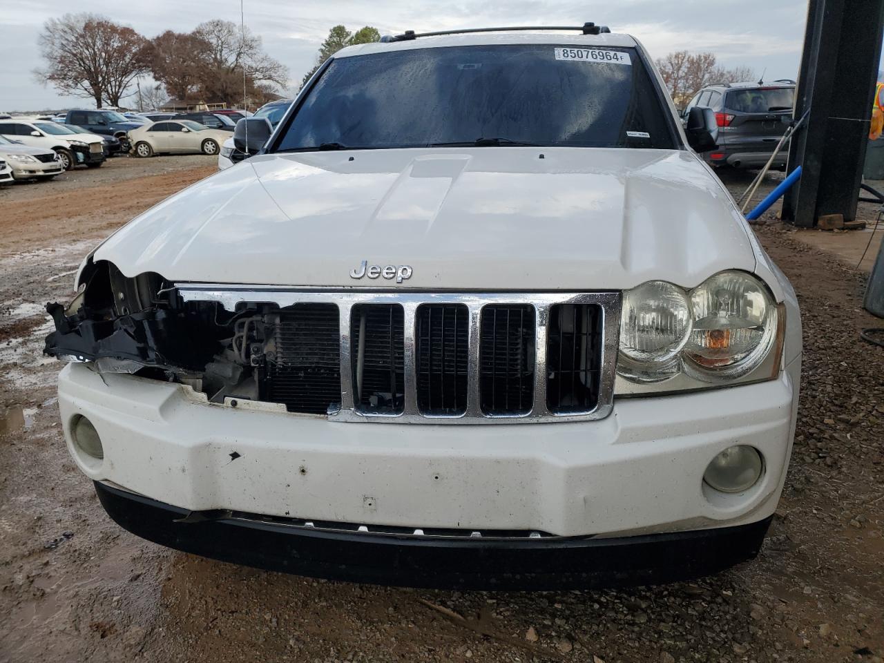 2005 Jeep Grand Cherokee - Image 5
