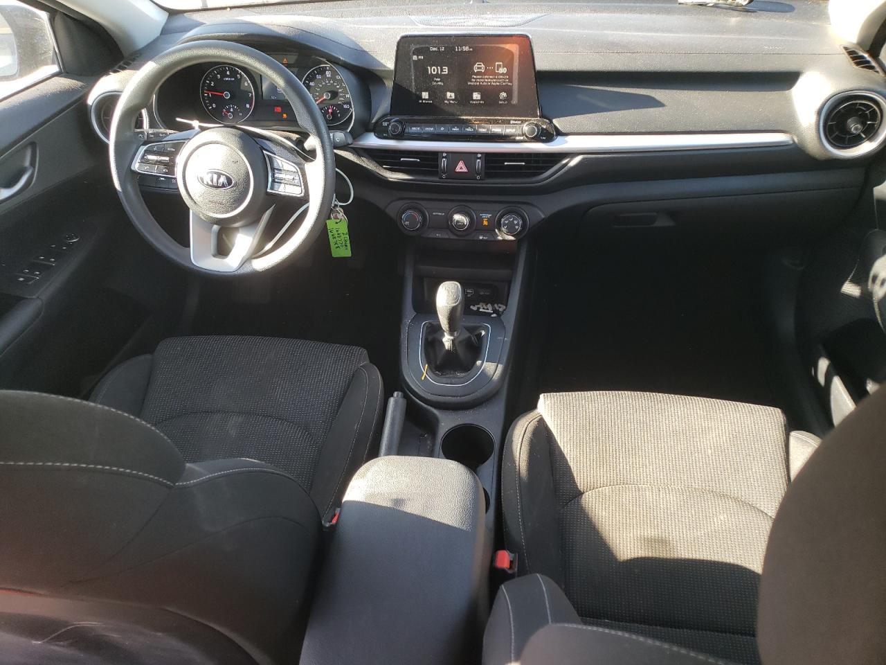 2020 Kia Forte - Image 8