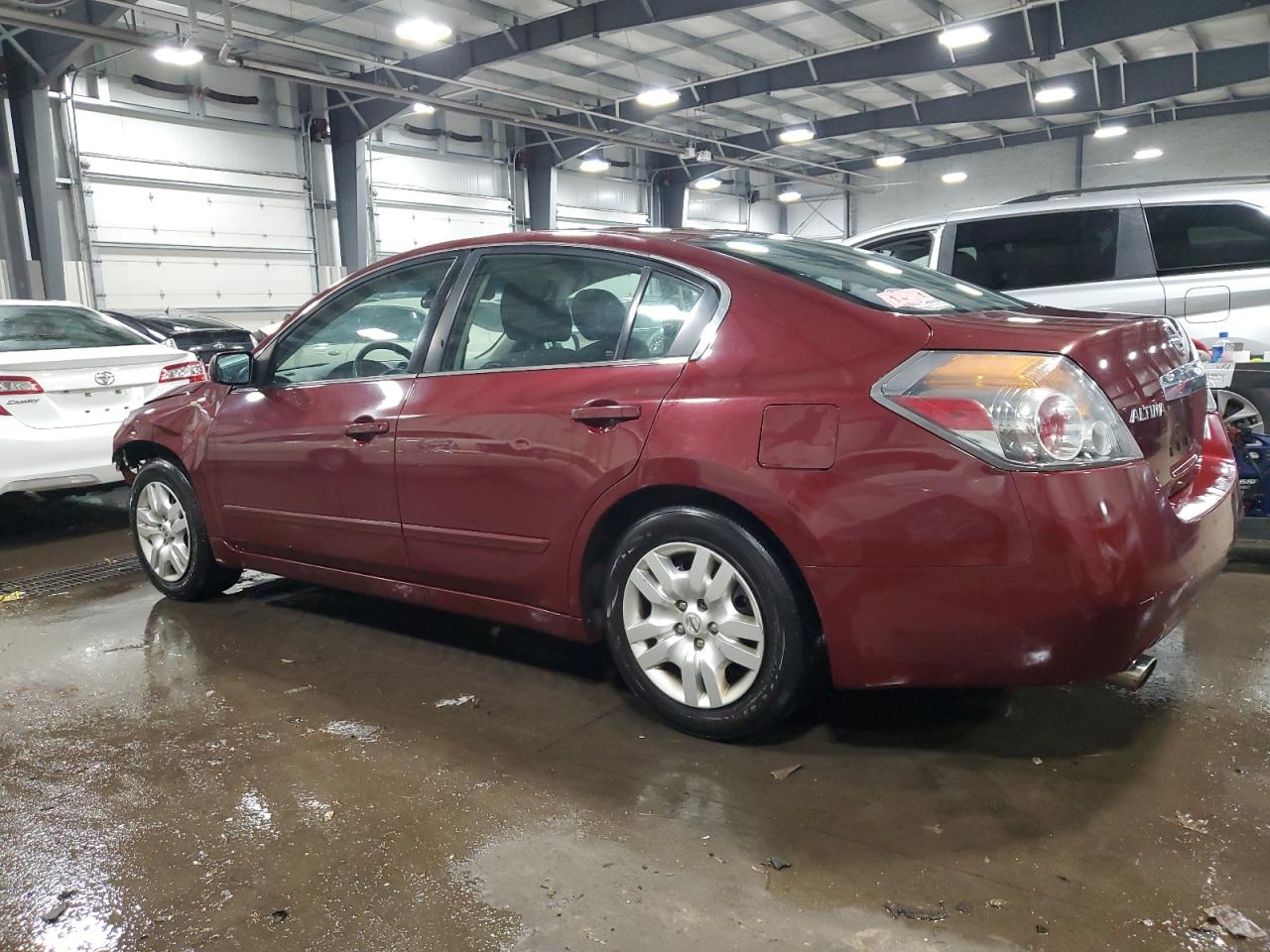2011 Nissan Altima - Image 2