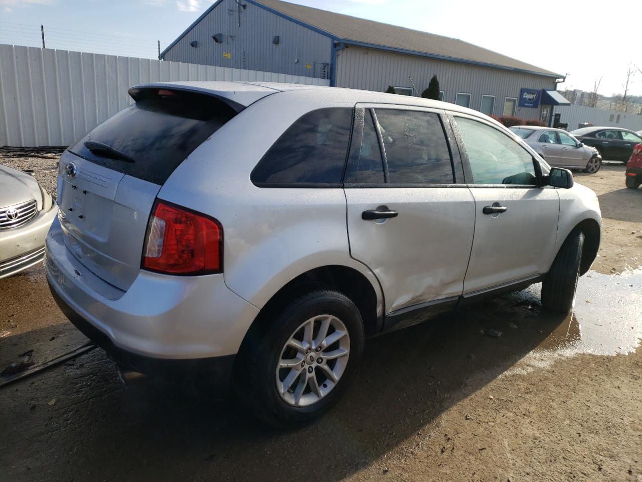 VIN 2FMDK3GCXEBA86268 2014 FORD EDGE no.3