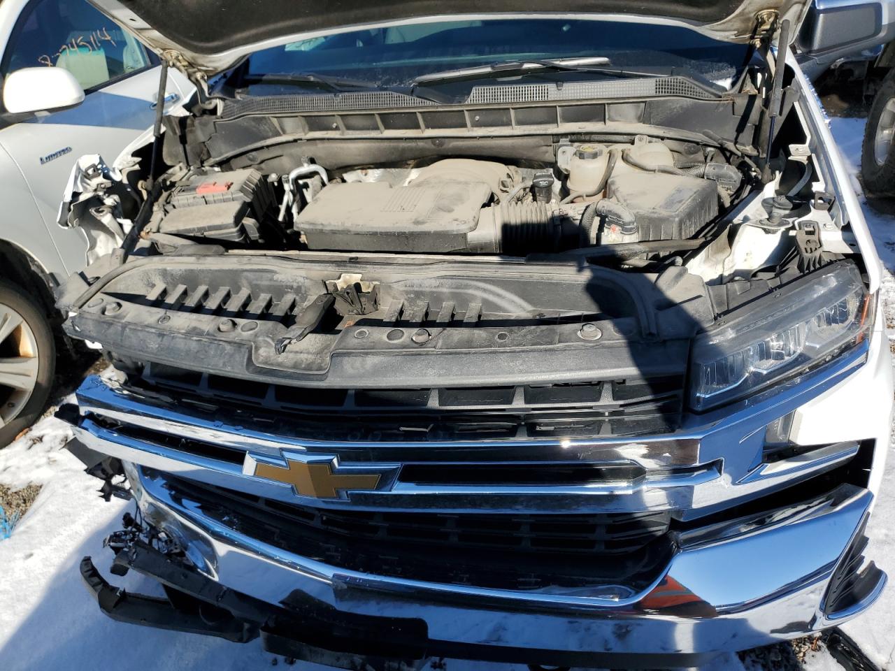 2019 Chevrolet Silverado - Image 11