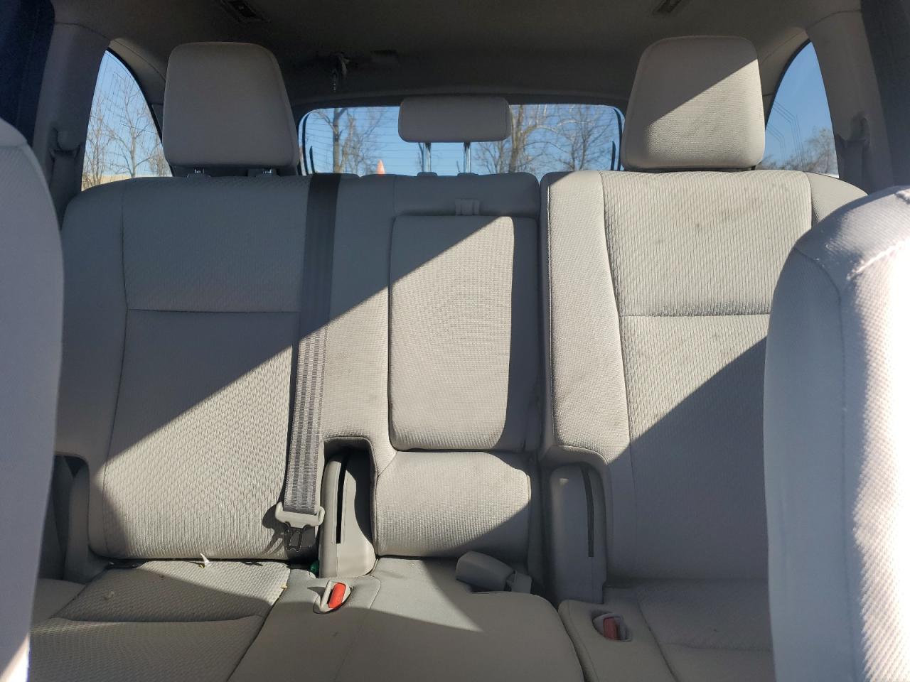 2017 Toyota Highlander - Image 10