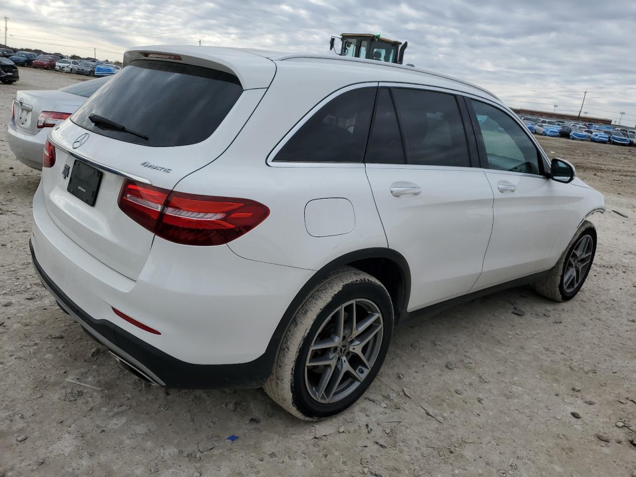 VIN WDC0G4KB9KV140307 2019 MERCEDES-BENZ GLC-CLASS no.3