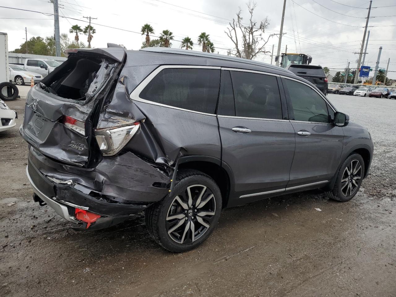 VIN 5FNYF6H00KB076153 2019 HONDA PILOT no.3