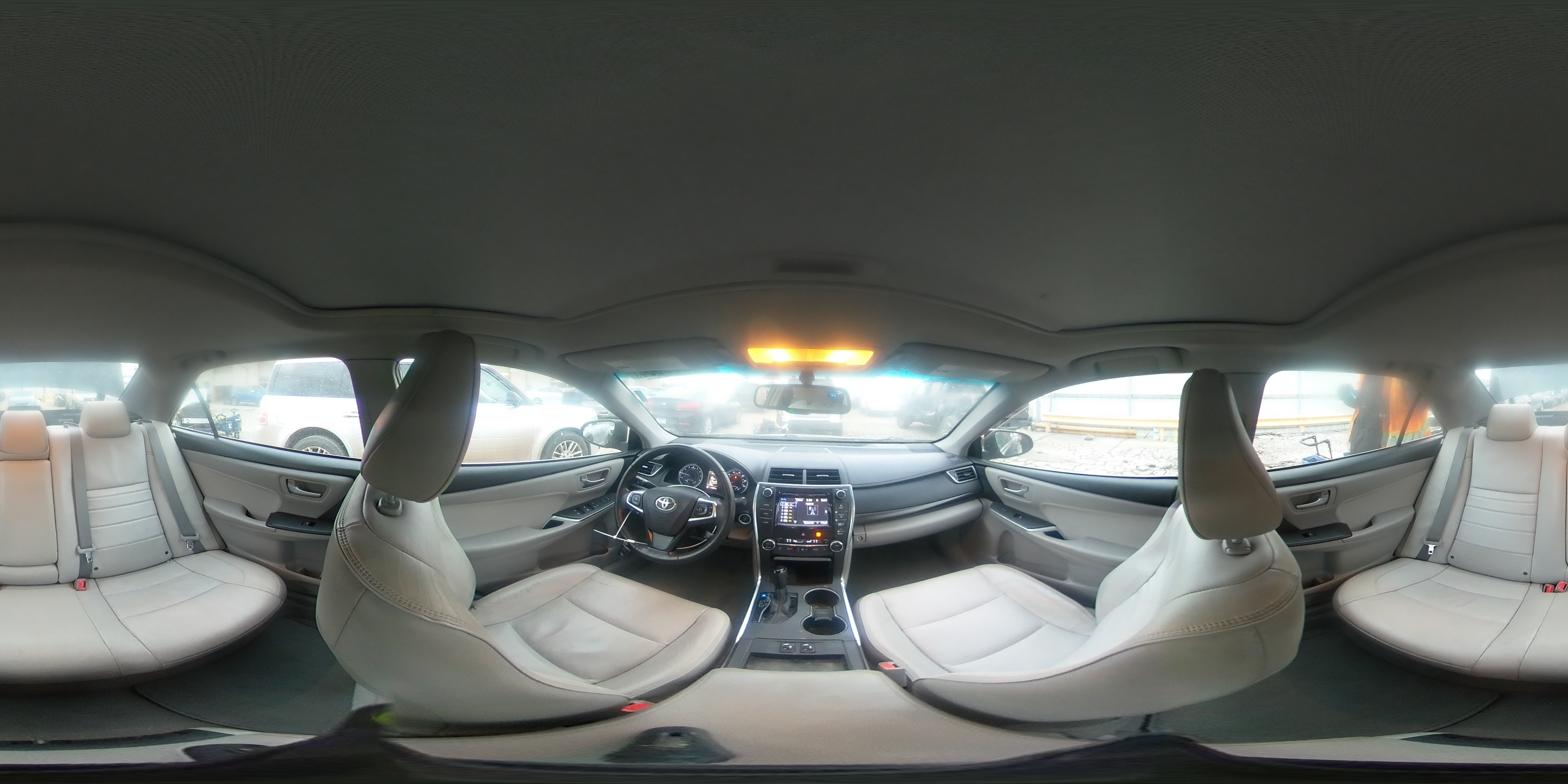 2015 Toyota Camry - Image 13