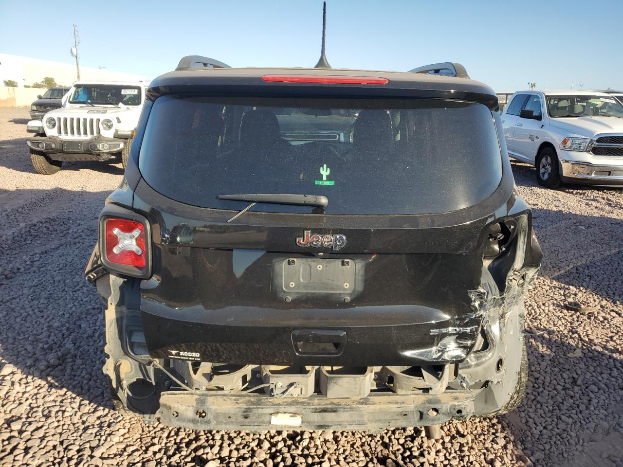 2020 Jeep Renegade - Image 6