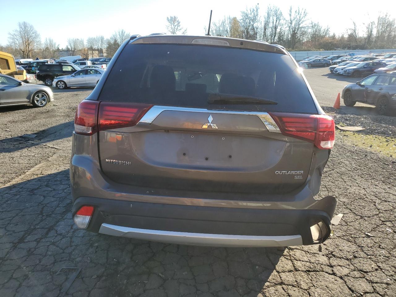 2016 Mitsubishi Outlander Se VIN: JA4AZ3A31GZ045954 Lot: 83198044