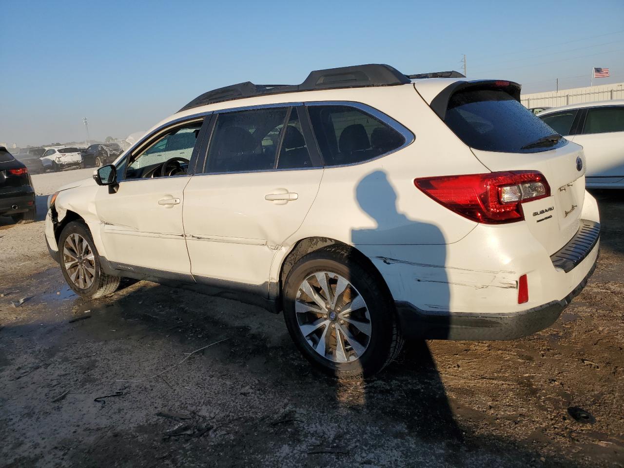 2015 Subaru Outback - Image 2