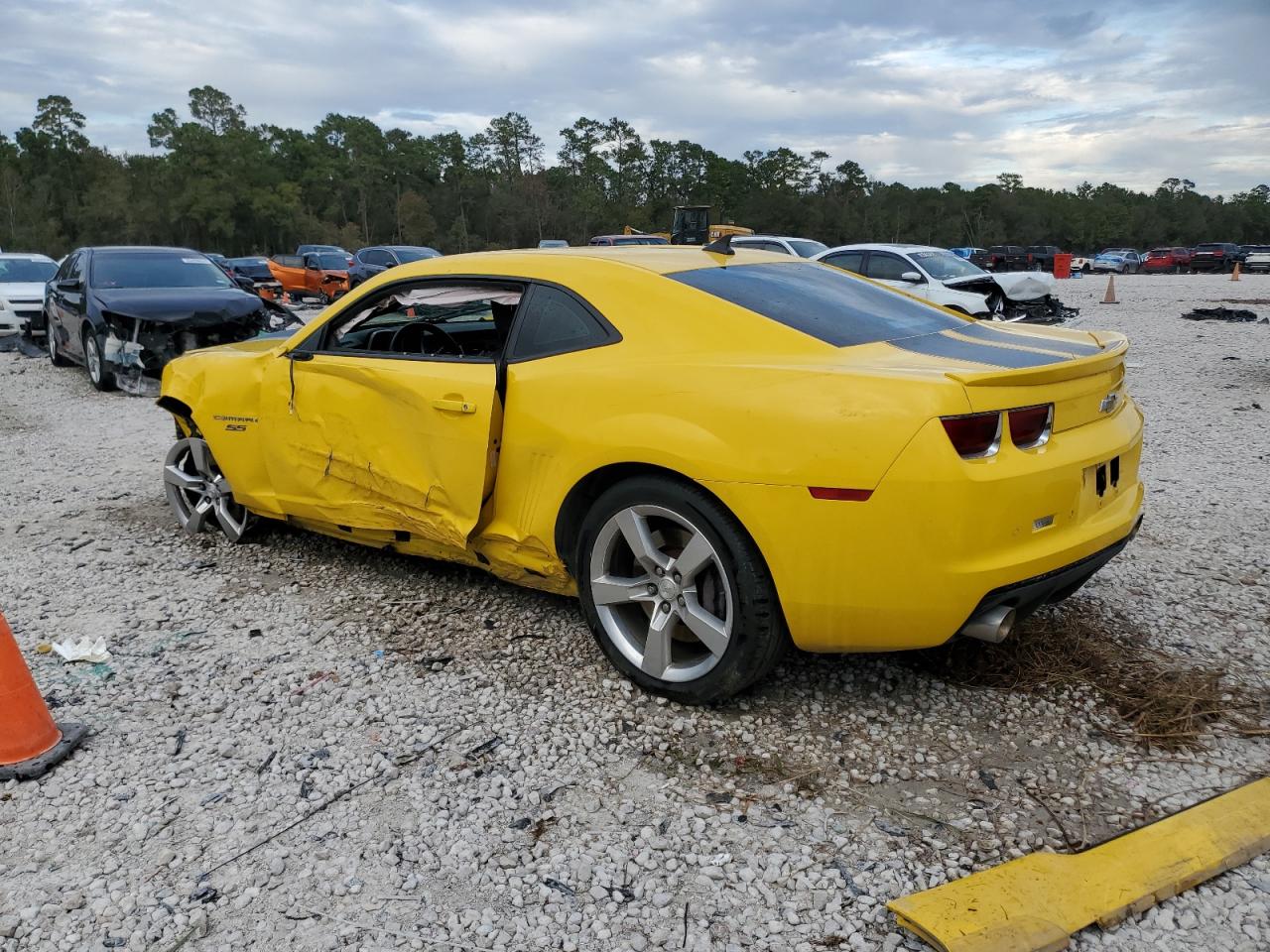 2010 Chevrolet Camaro - Image 2