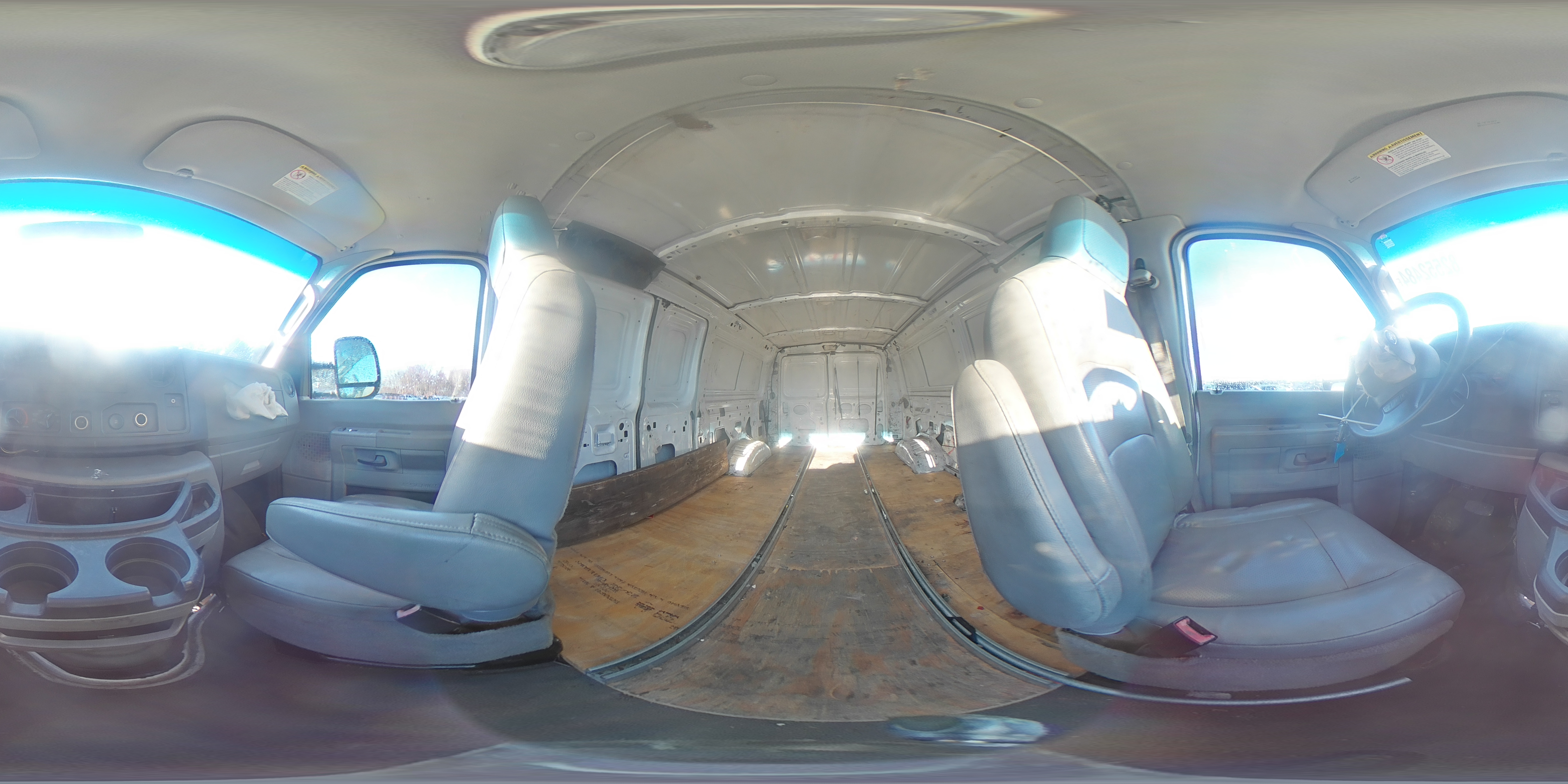 2012 Ford Econoline - Image 15