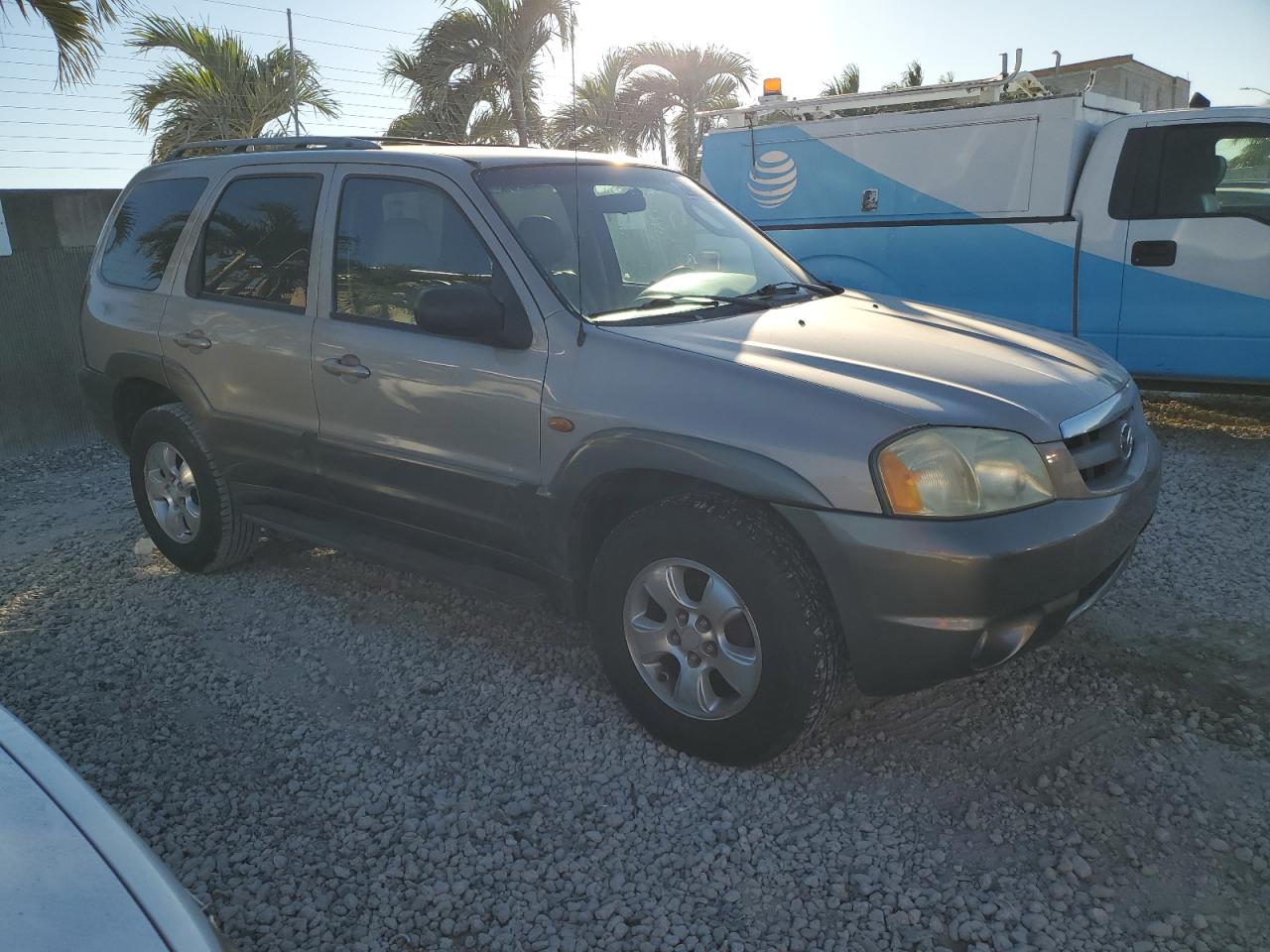 2002 Mazda Tribute - Image 4