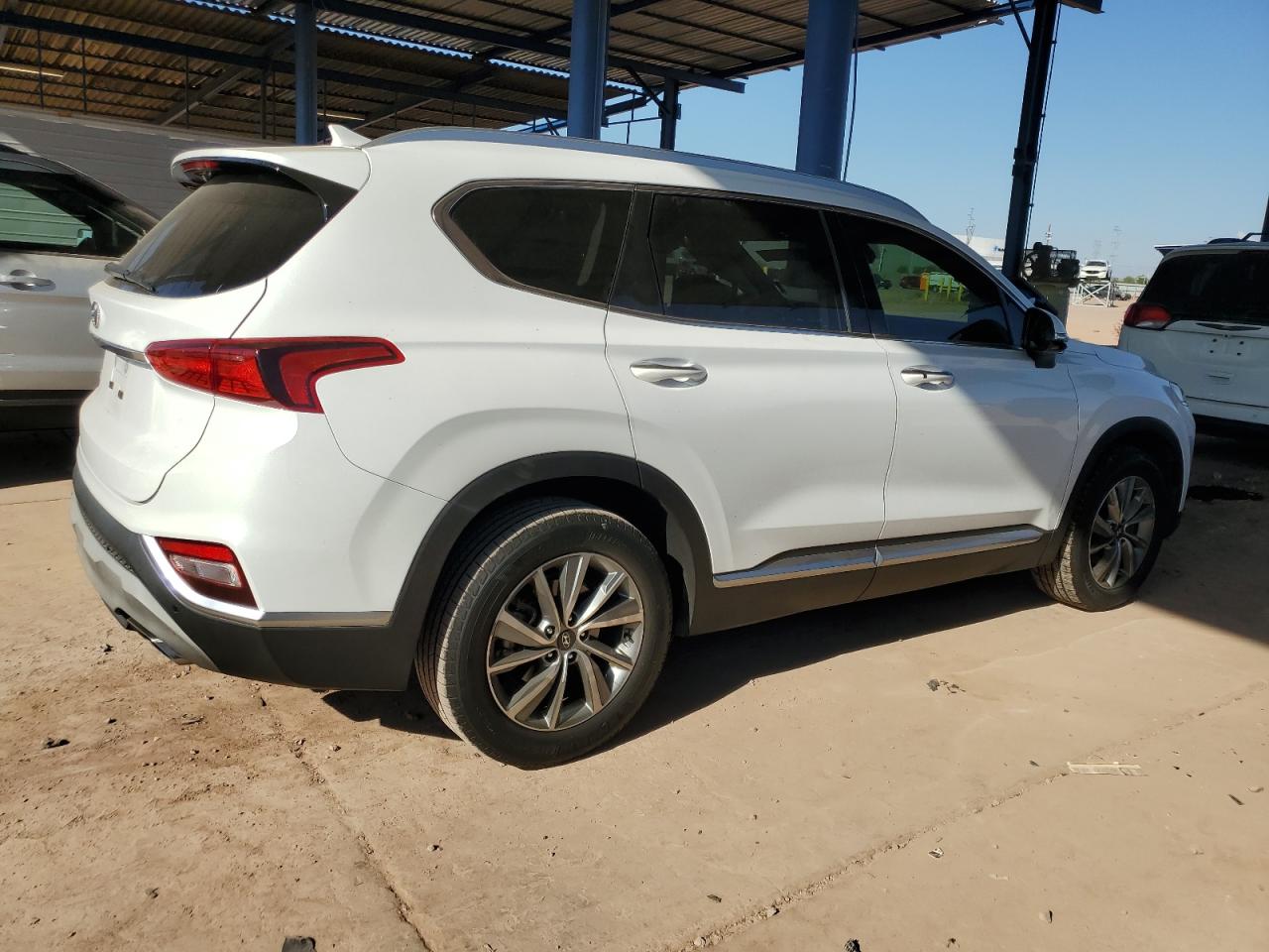 2019 Hyundai Santa Fe - Image 3