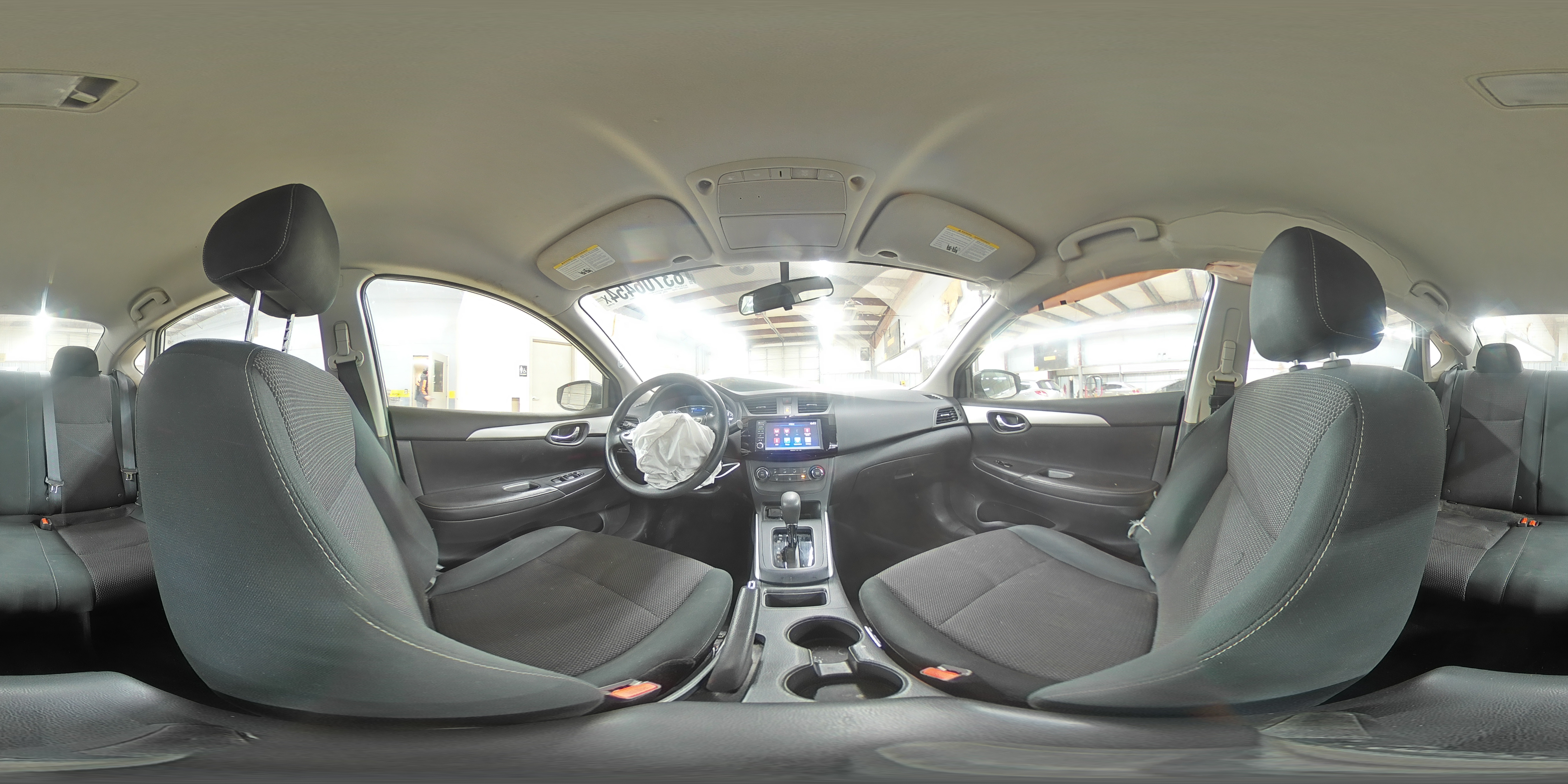 2019 Nissan Sentra - Image 12