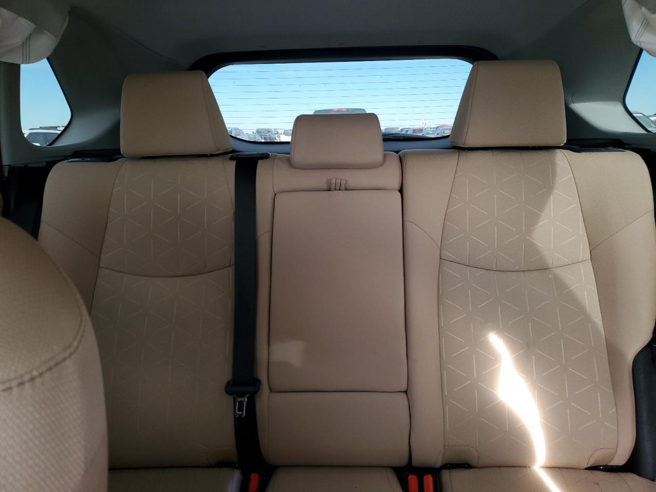 2023 Toyota RAV 4 - Image 10