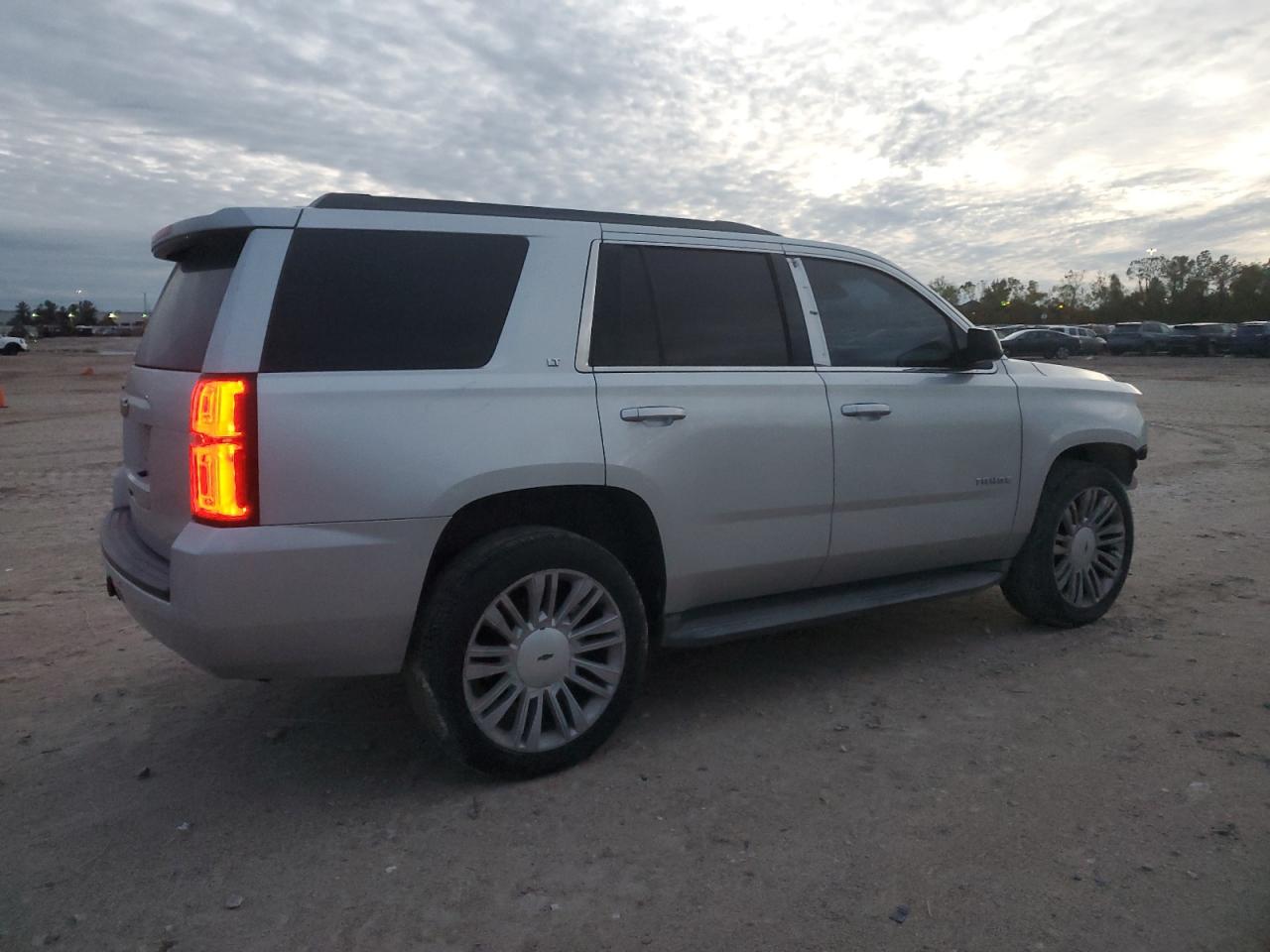 2015 Chevrolet Tahoe - Image 3