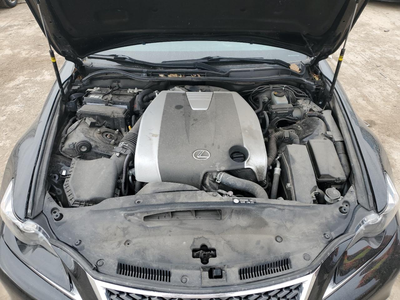 2016 Lexus IS - Image 11