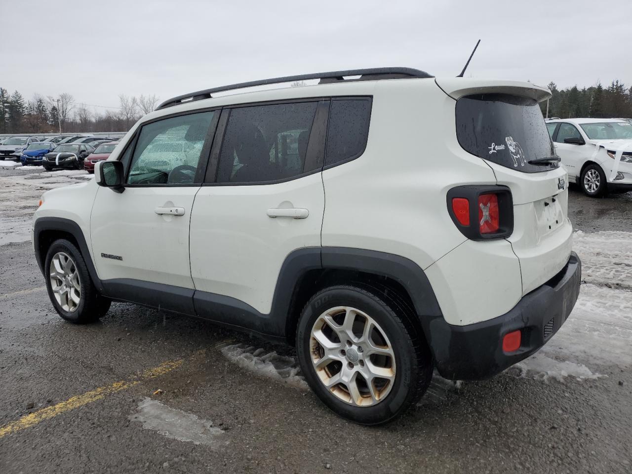 VIN ZACCJABT3FPC24907 2015 JEEP RENEGADE no.2