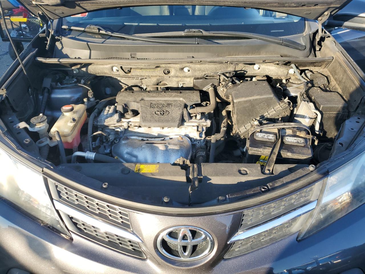 2015 Toyota RAV 4 - Image 12