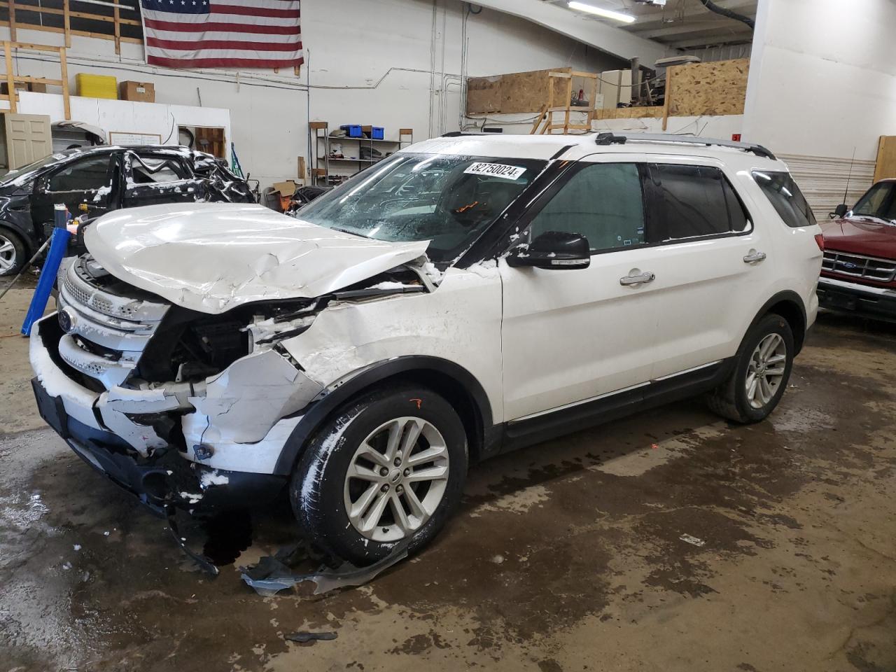 VIN 1FM5K7D84EGB01321 2014 FORD EXPLORER no.1