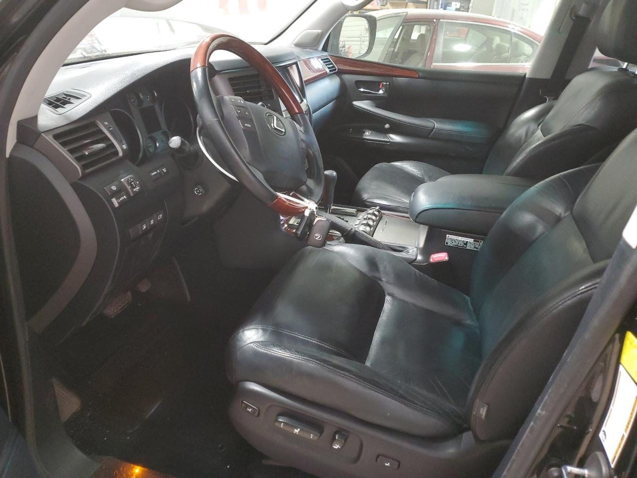 2011 Lexus Lx 570 VIN: JTJHY7AX5B4056637 Lot: 83159604