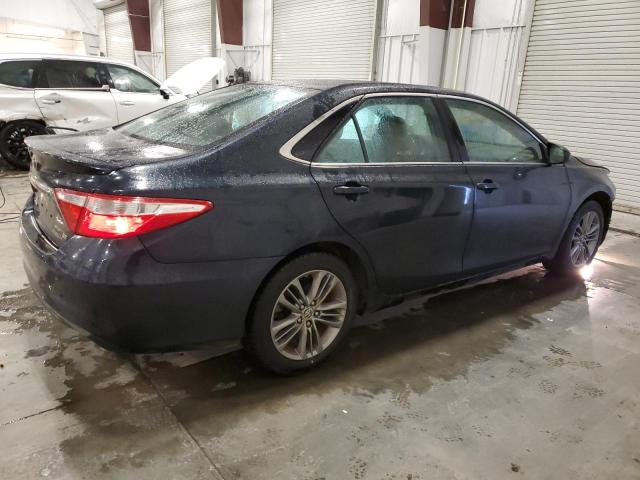  TOYOTA CAMRY 2015 Granatowy