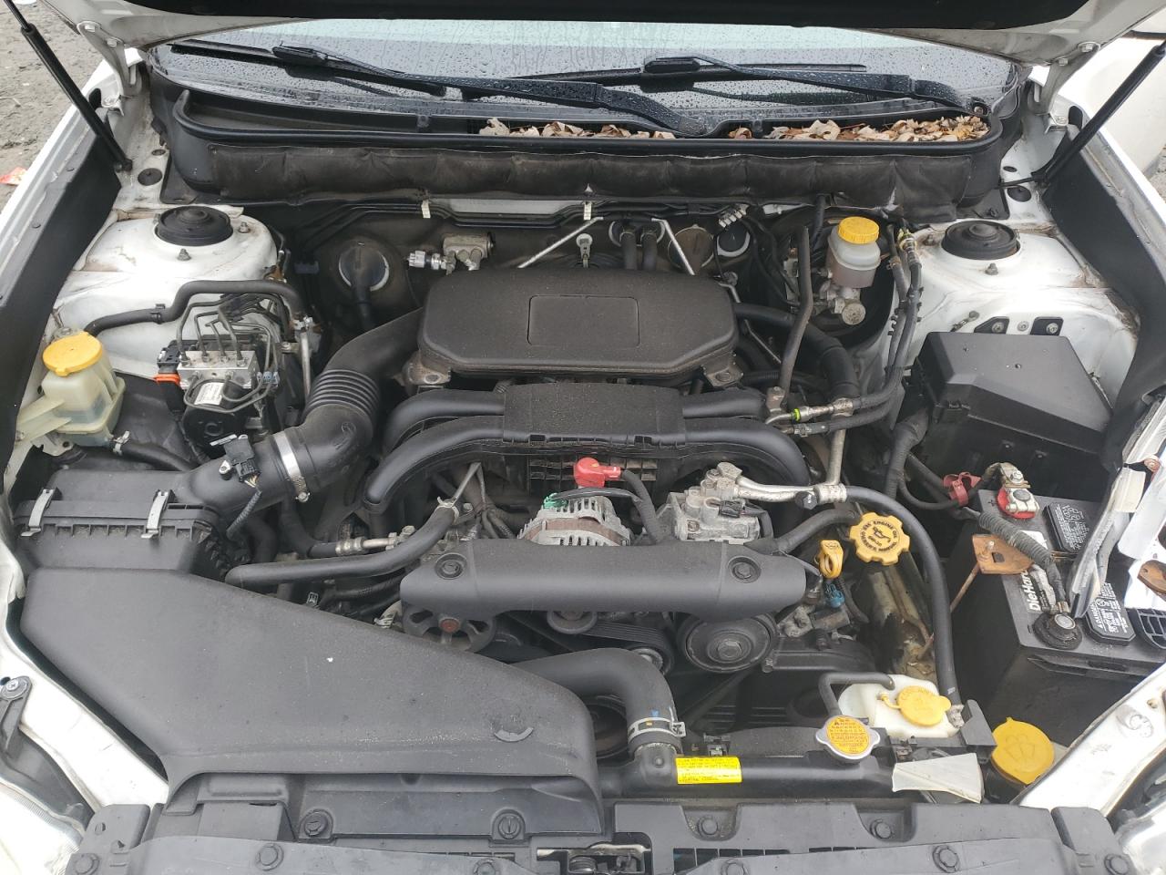 2011 Subaru Outback - Image 11