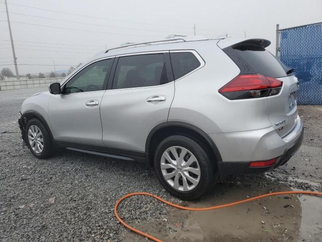  NISSAN ROGUE 2017 Srebrny