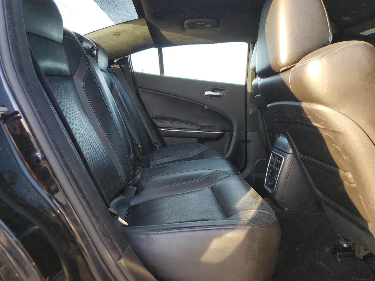 2019 Dodge Charger - Image 10