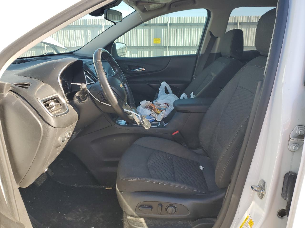 2020 Chevrolet Equinox - Image 7